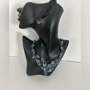Elegant Blue and Silver Necklace